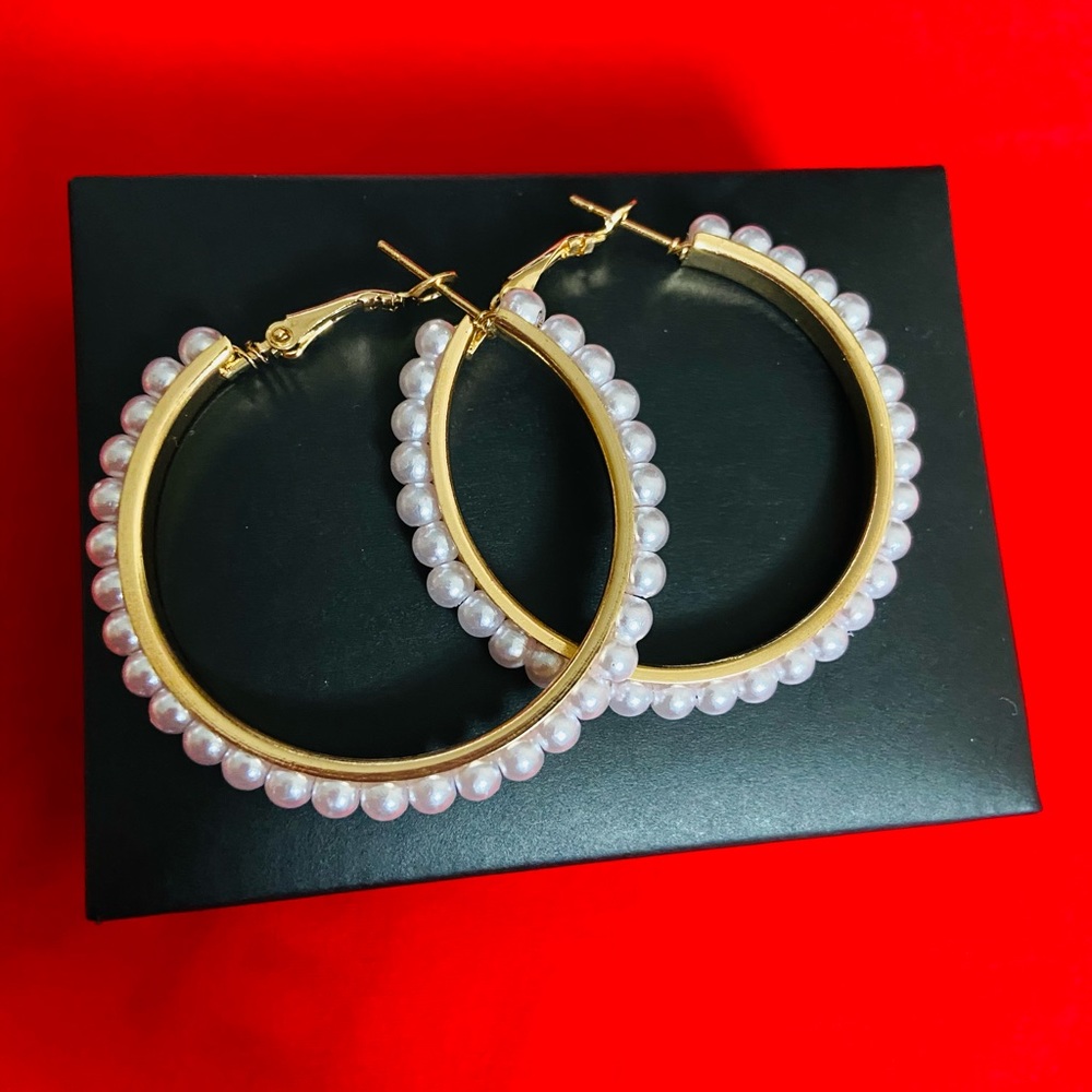 Earrings - Picture 2 of 3